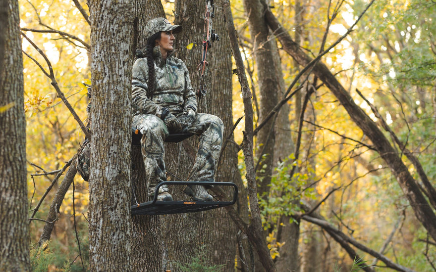 How to Stay Quiet and Comfortable in a Tree Stand or Ground Blind